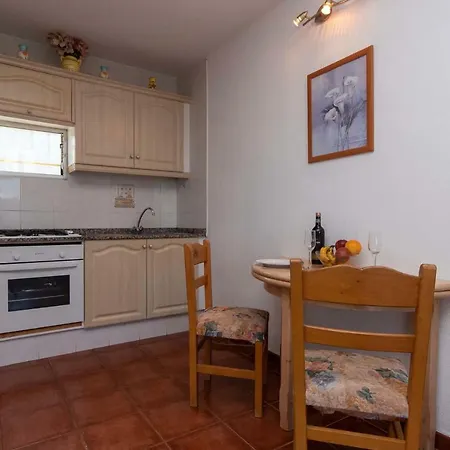 Tenerife Sur 11 - One Bed Lejlighed *